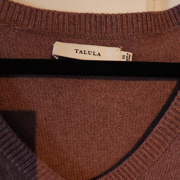 Talula Cashmere and Angora Sweater, size XS, burgundy - Picture 2 of 5
